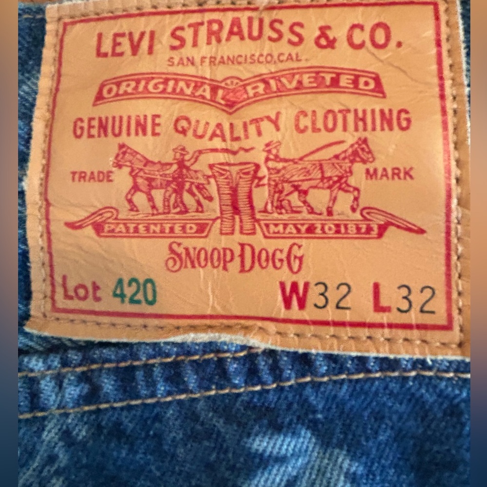 Levi’s x Snoop Dogg Lot 420 Paisley Jeans NWT 32x32 / 36x32 - Picture 4 of 11